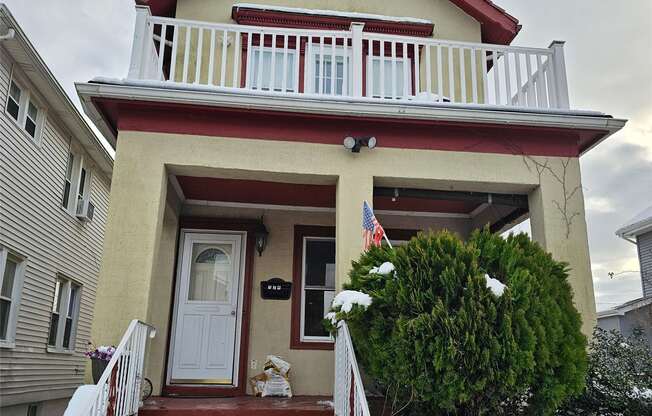 124 W Fulton Street