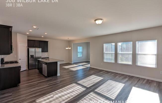 308 WILBUR LK DR