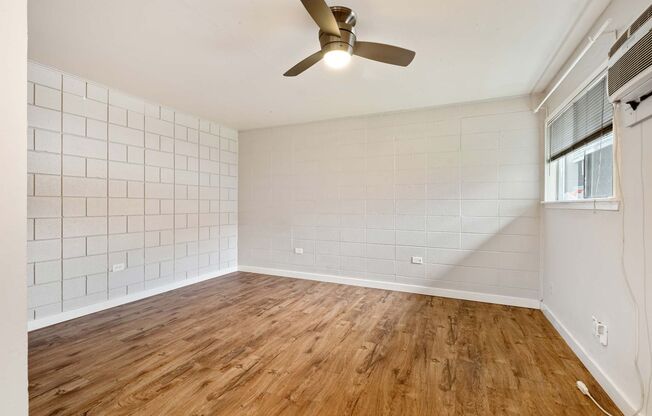 Recently Remodeled Studio Apartment In Hot East Austin!