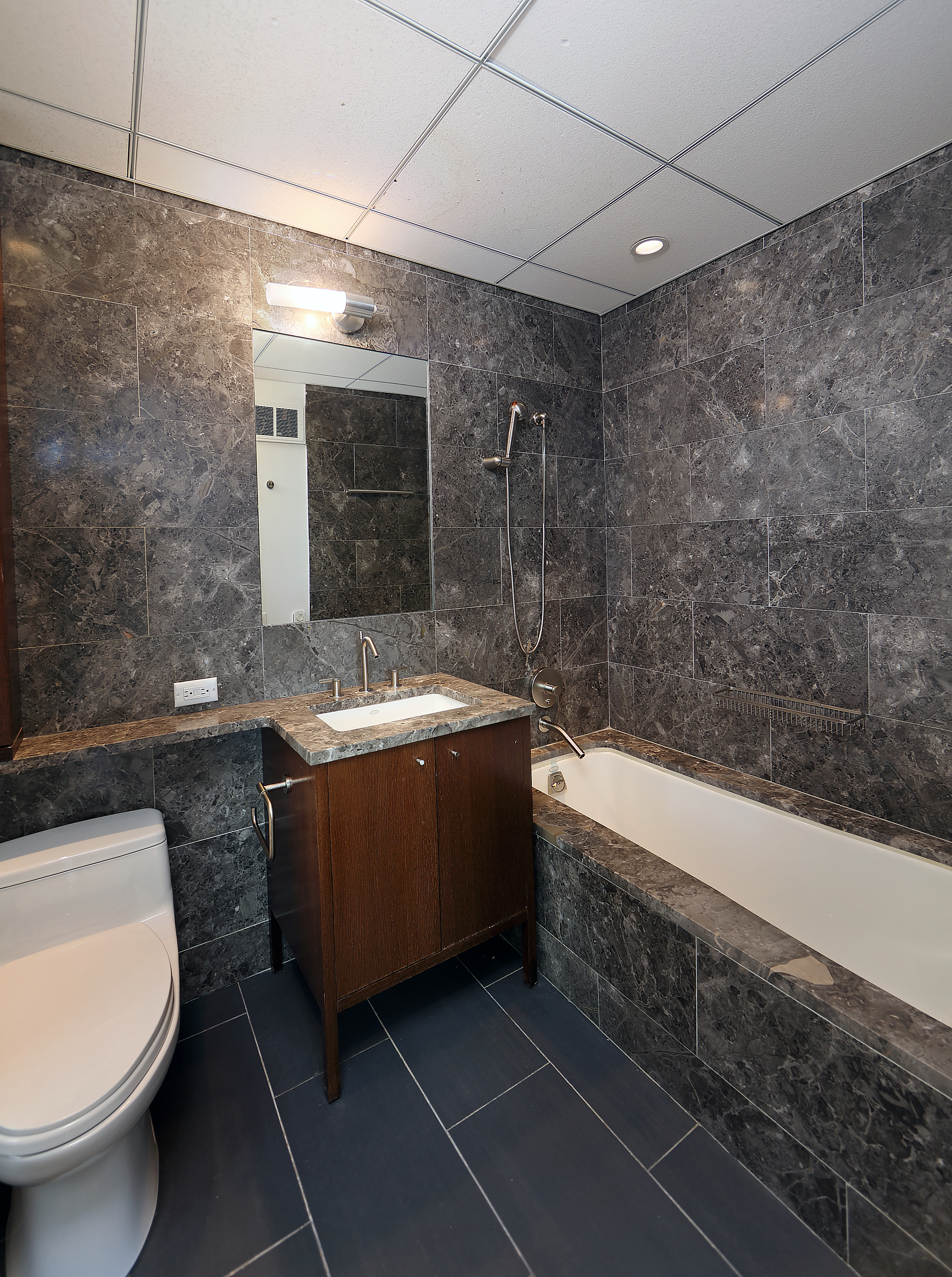 205 EAST 59TH STREET