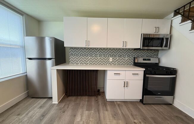 Updated 3 BR 2 Full Bath house w/ Yard!