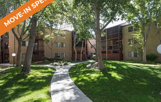 2 bedroom 2 bath in Southwest Reno