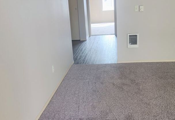 1 bed, 1 bath, 852 sqft, $1,305, Unit 362