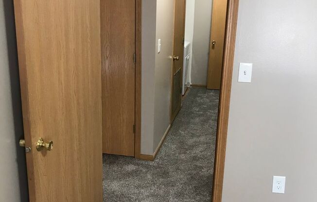 1 bed, 1 bath, 772 sqft, $1,039, Unit 3-105