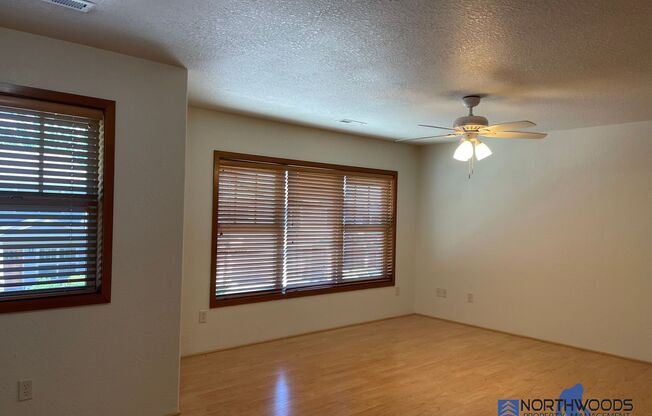 3 beds, 2.5 baths, $1,850