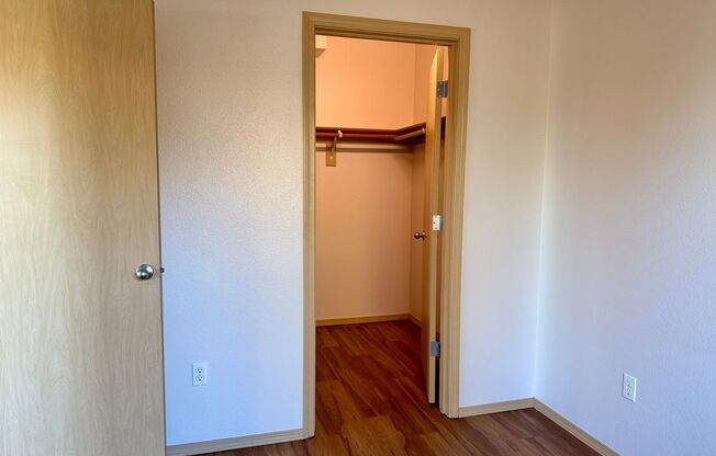 1 bed, 1 bath, 434 sqft, $1,350, Unit 302