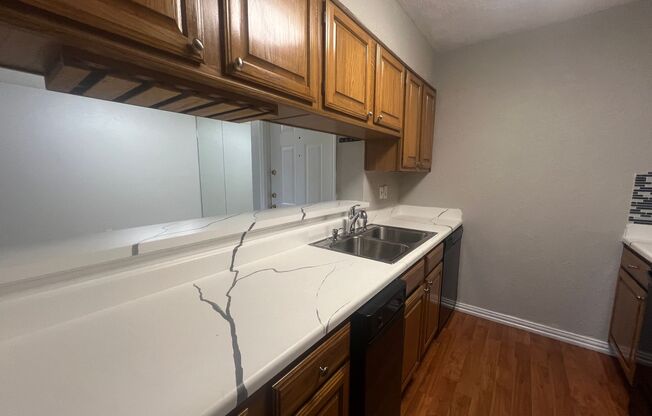 2 beds, 2 baths, $1,695