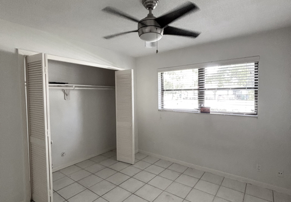 1410 NW 93 TERRACE