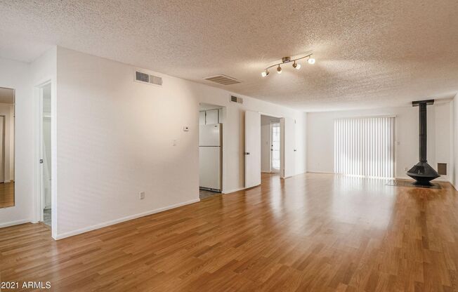 2 beds, 2 baths, $1,395