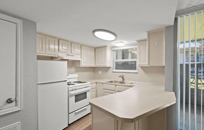 Tradewinds Apartment
