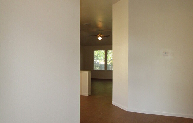 122 Little Lake 78634 | 4 bed 2 bath  $1995 Available May 2026