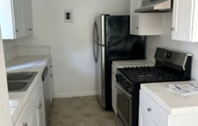 1 bed, 1 bath, $2,295