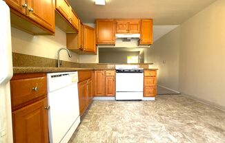 2 beds, 1 bath, 1,000 sqft, $2,295, Unit 19