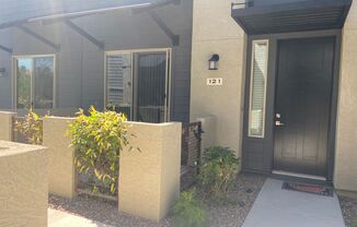 3 beds, 2.5 baths, $2,000, Unit #121