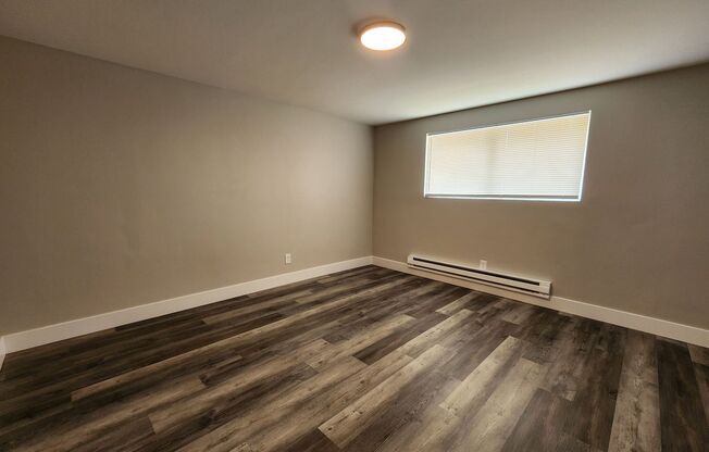 2 beds, 1.5 baths, 950 sqft, $1,995, Unit T10