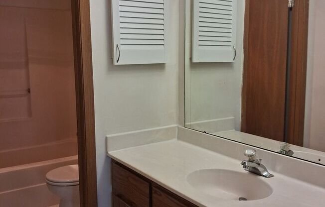 1 bed, 1 bath, 750 sqft, $1,350, Unit 8125-8125J