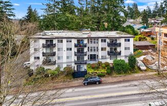 Arbor Heights | New Fully Renovated Apartments