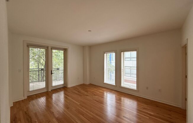 2 beds, 2 baths, $1,900