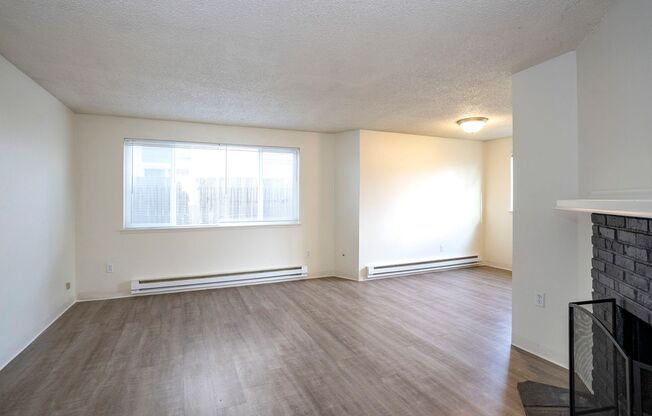 2 beds, 1 bath, $1,490, Unit UNIT 1