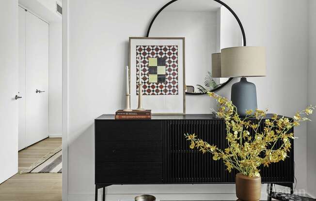 1 bed, 1 bath, 633 sqft, $6,050, Unit PHD