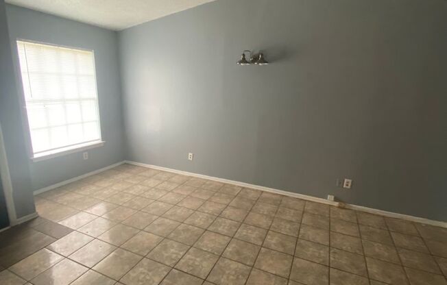 2 beds, 2 baths, $1,000