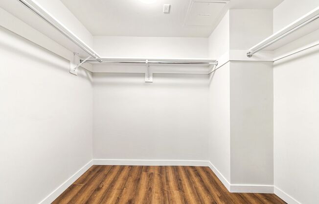 2 beds, 2 baths, 1,249 sqft, $4,275, Unit 613