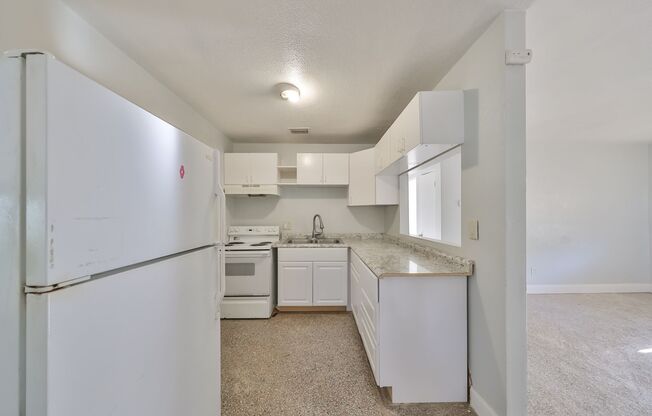 2 beds, 1 bath, $1,650