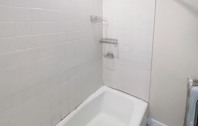 1 bed, 1 bath, 545 sqft, $1,895, Unit 3926-3W