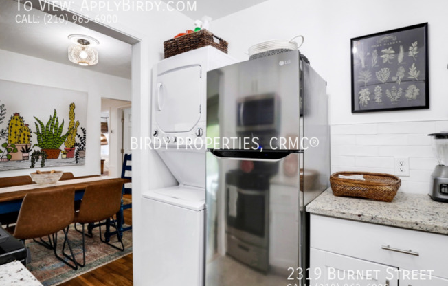 3 beds, 1 bath, 950 sqft, $1,550