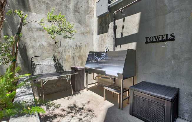 DISCOVER OUR SILVER LAKE APARTMENTS