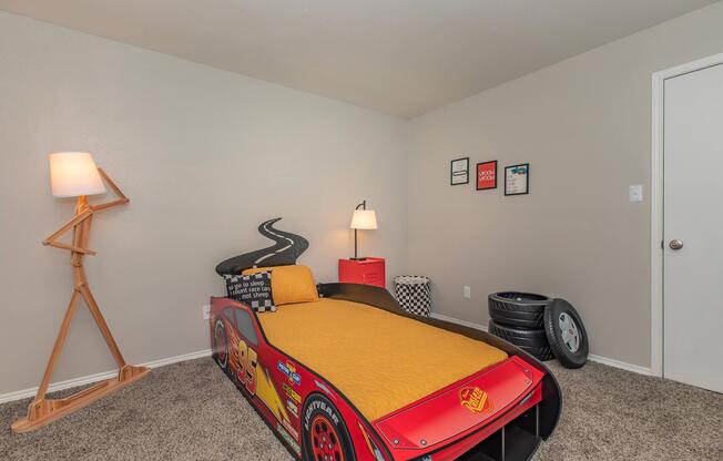 2 beds, 1 bath, 860 sqft, $1,419