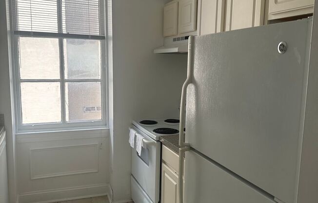 1 bed, 1 bath, $1,299, Unit 3F