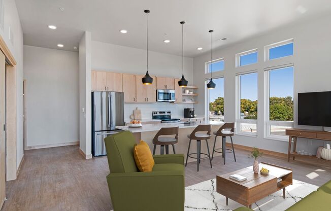 2 beds, 2 baths, 1,008 sqft, $2,625, Unit 401