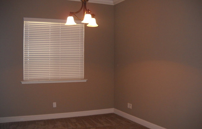 3 beds, 2 baths, $2,900