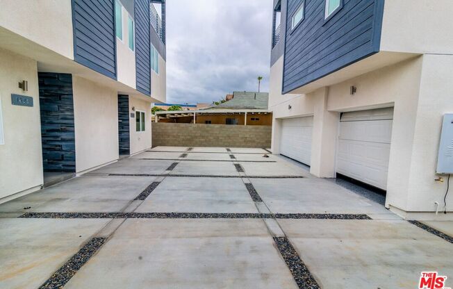 1625 S NEW HAMPSHIRE AVE