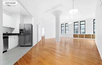80 Varick St
