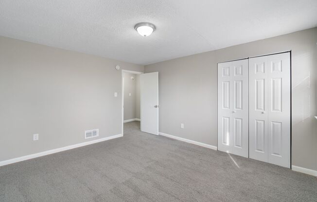 2 beds, 1 bath, $1,599