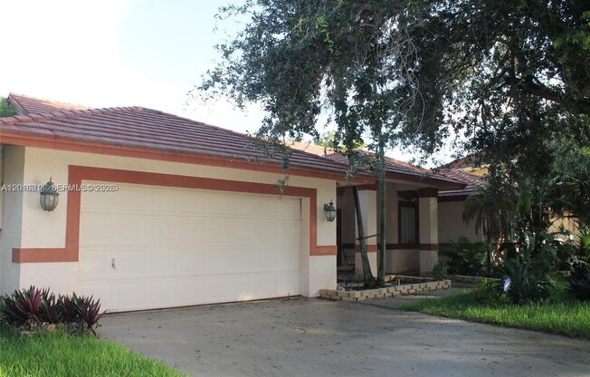 10340 SW 15 ST