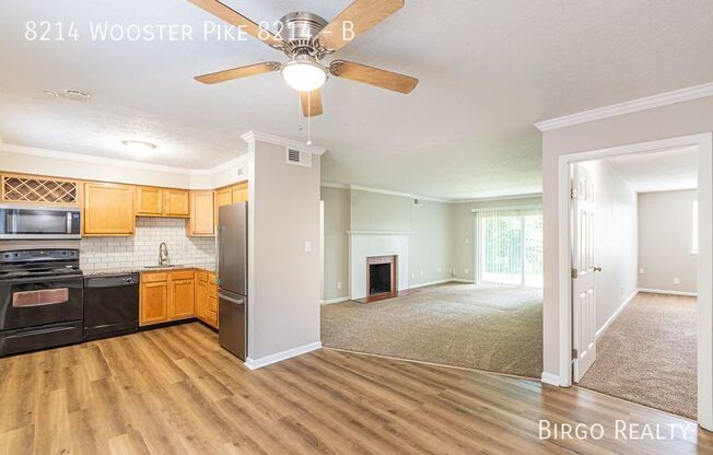 8214 WOOSTER PIKE