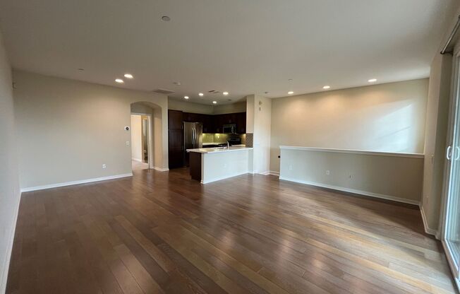 Upgraded 2+2 townhome, equipped w/all appliances + EV charger!