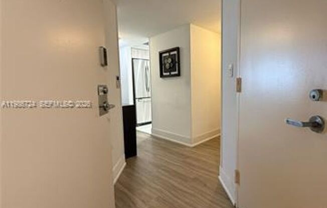 1717 Bayshore Dr Apt # A-1548 (A11986724)