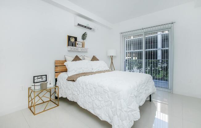 2 beds, 2 baths, 1,175 sqft, $2,315