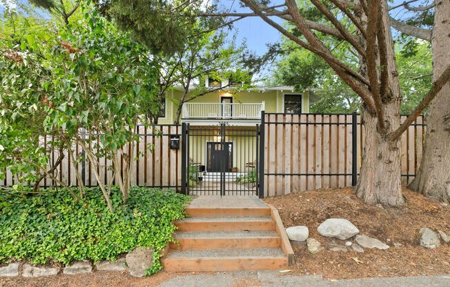 6bd/3.25ba Seattle House