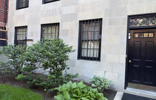 276 MARLBOROUGH ST