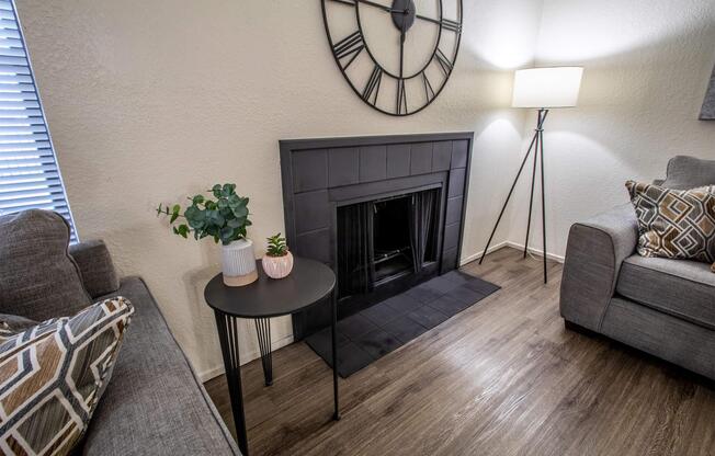 2 beds, 2 baths, 987 sqft, $969