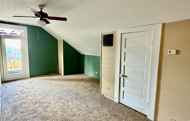 1 bed, 1 bath, $975, Unit UNIT 5