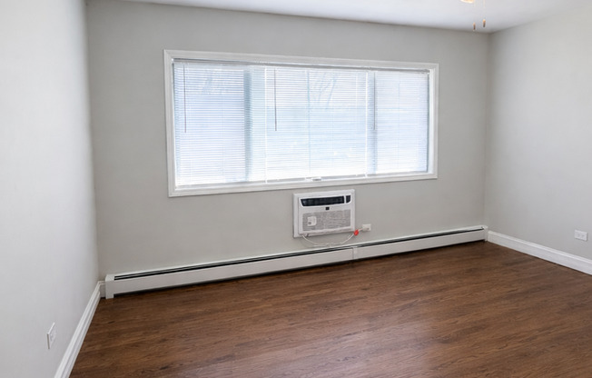 2069 North 18th Avenue