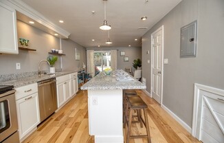82 CTR ST