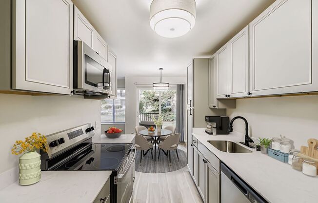 Beautifully Renovated 1 & 2 Bedroom Apartments in Lynnwood!