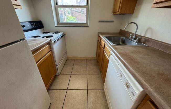 5731 Ellsworth Avenue